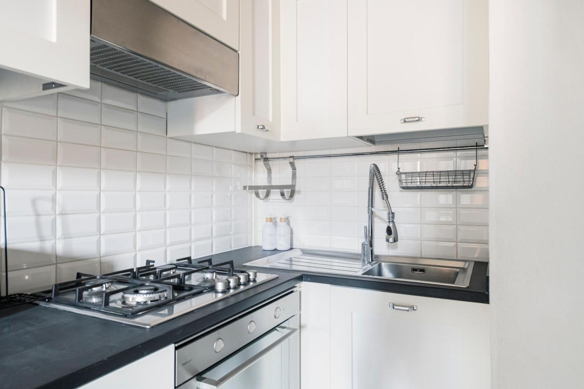 Lovely Apartment On The Navigli River By Easylife ميلان المظهر الخارجي الصورة